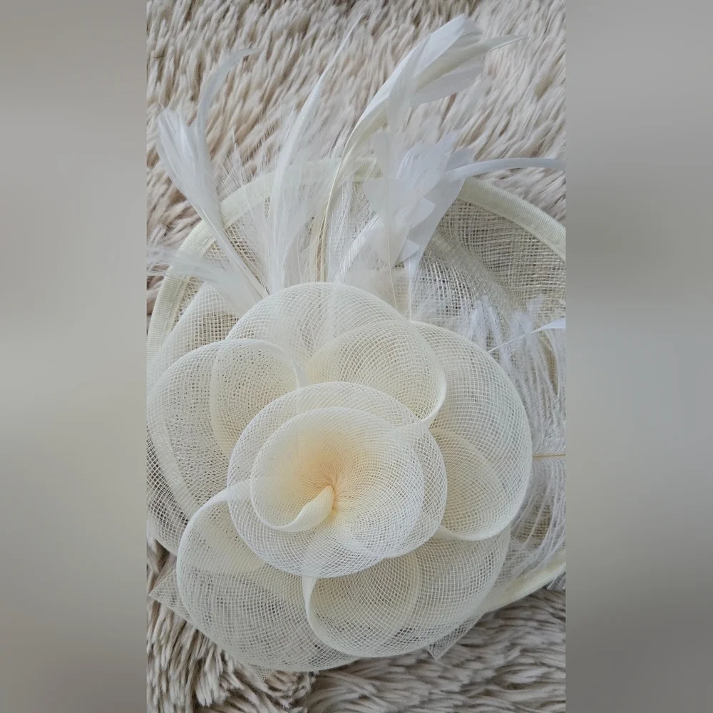 SOLD SAFERIN Women's Fascinators Feathers Tea Party Hat #841 - Picture 2 of 10